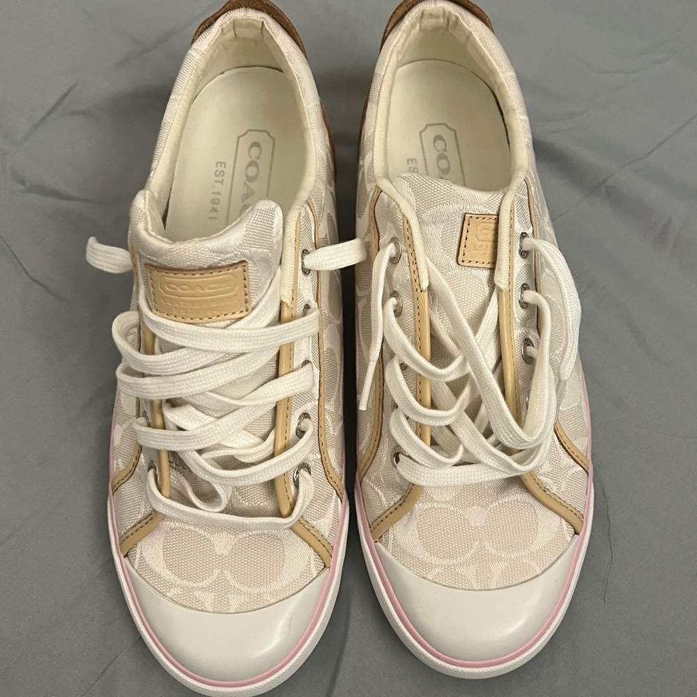Coach Women's Beige and Brown Sneakers